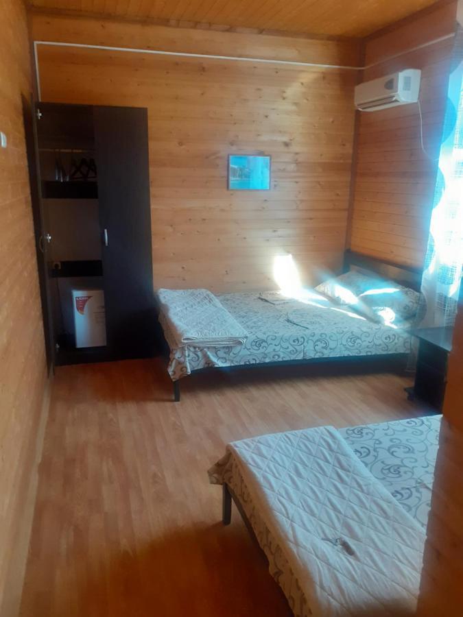 Инал Otel Pitsunda Dış mekan fotoğraf